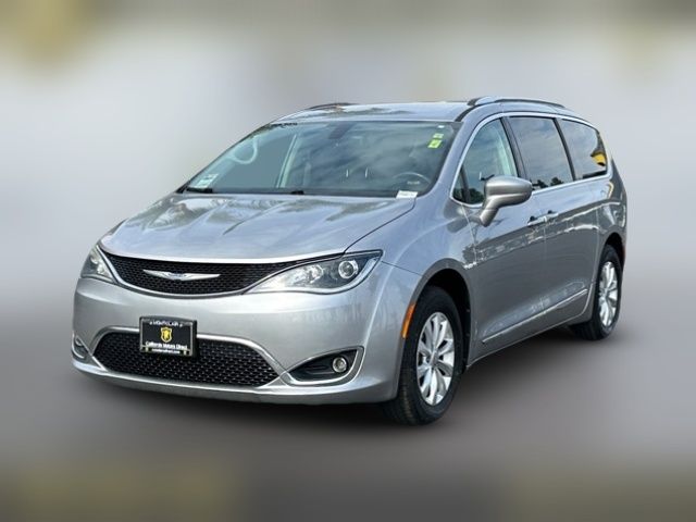 2019 Chrysler Pacifica Touring-L