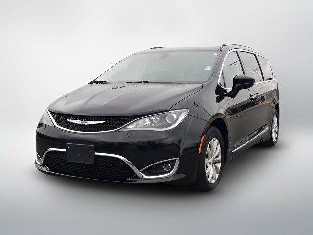 2019 Chrysler Pacifica Touring-L