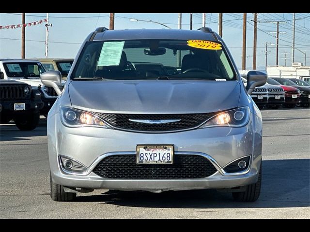 2019 Chrysler Pacifica Touring-L