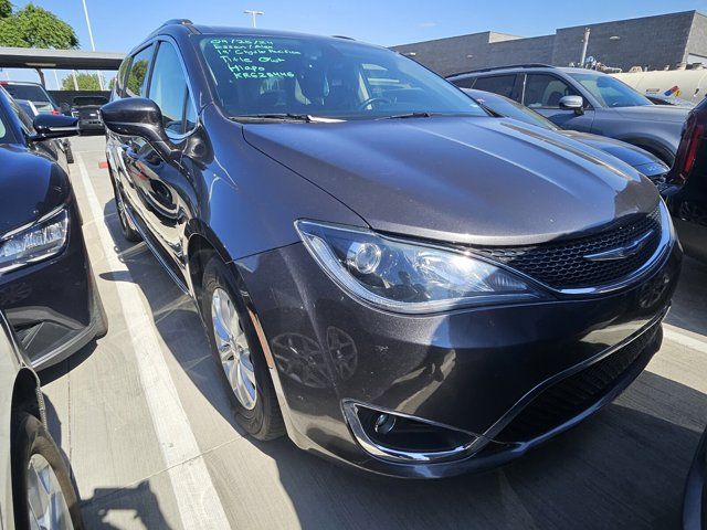 2019 Chrysler Pacifica Touring-L