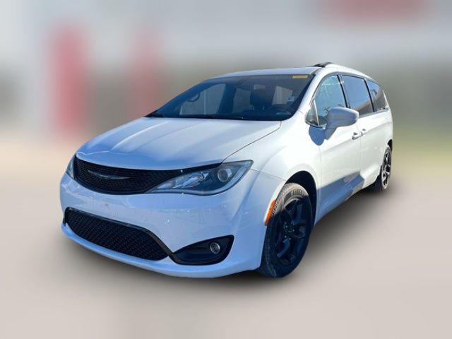 2019 Chrysler Pacifica Touring-L