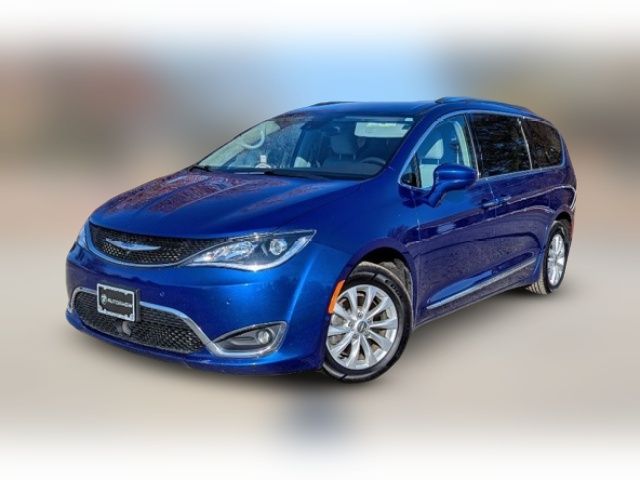 2019 Chrysler Pacifica Touring-L