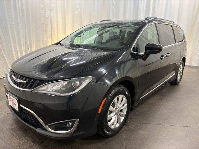 2019 Chrysler Pacifica Touring-L