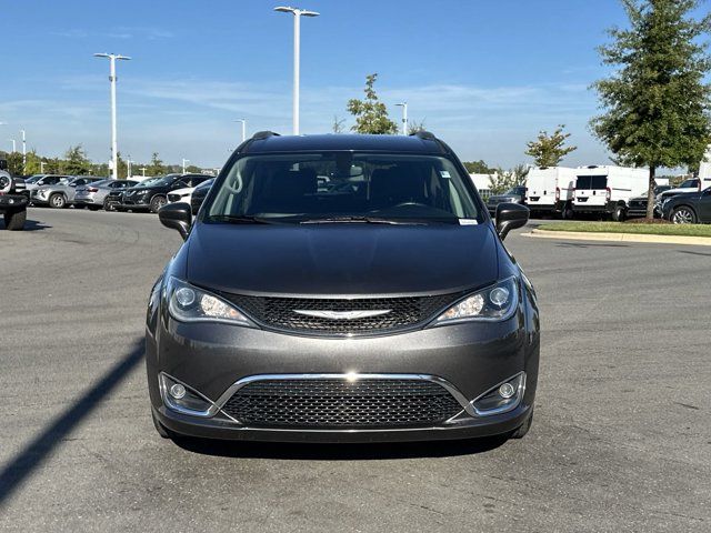 2019 Chrysler Pacifica Touring-L