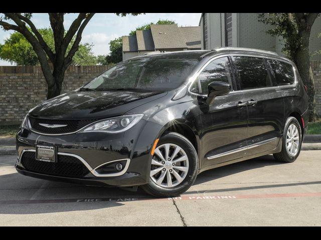 2019 Chrysler Pacifica Touring-L