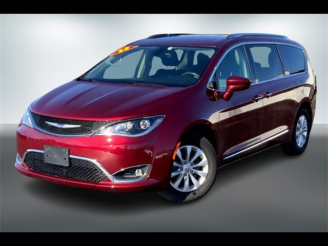 2019 Chrysler Pacifica Touring-L