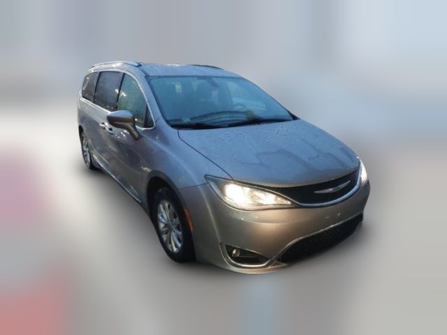 2019 Chrysler Pacifica Touring-L