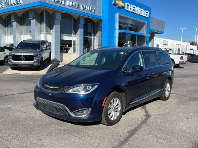 2019 Chrysler Pacifica Touring-L