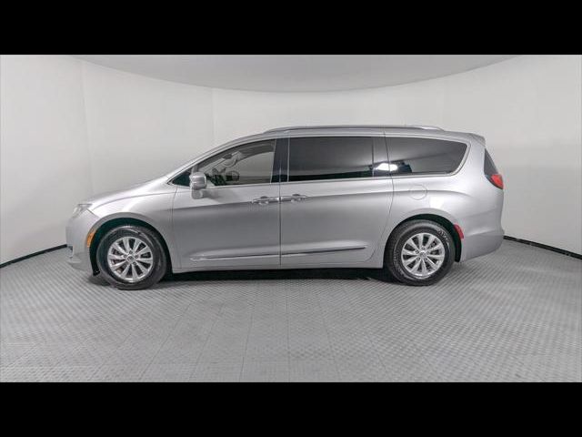 2019 Chrysler Pacifica Touring-L