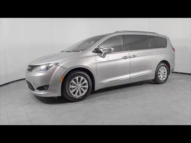 2019 Chrysler Pacifica Touring-L