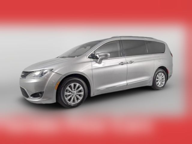 2019 Chrysler Pacifica Touring-L