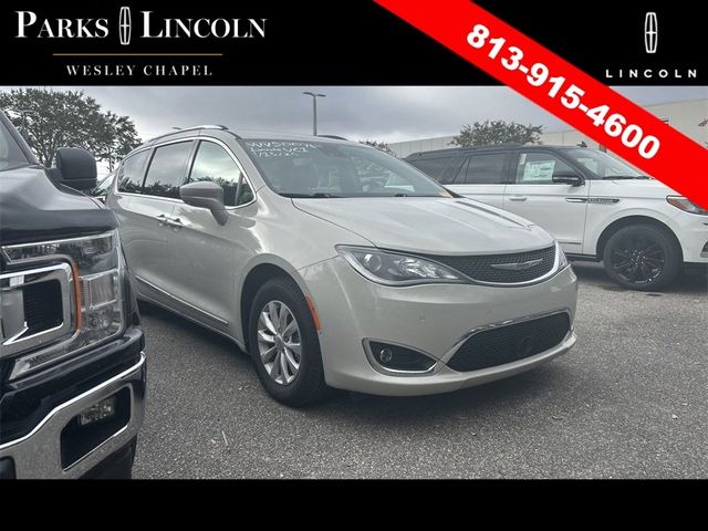 2019 Chrysler Pacifica Touring-L