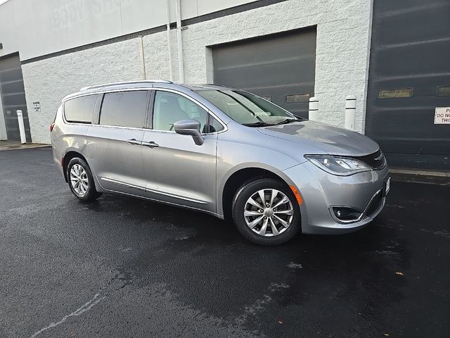 2019 Chrysler Pacifica Touring-L