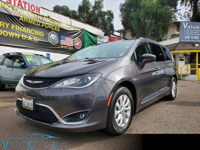 2019 Chrysler Pacifica Touring-L