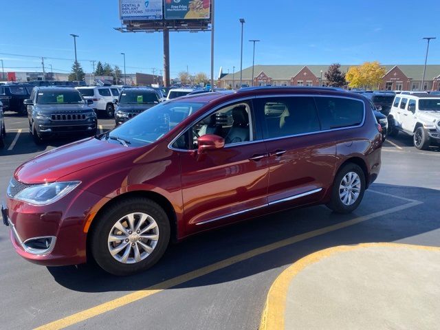 2019 Chrysler Pacifica Touring-L