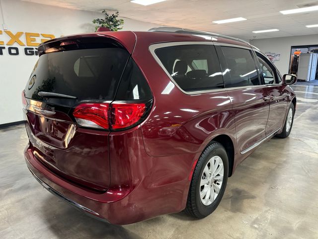 2019 Chrysler Pacifica Touring-L