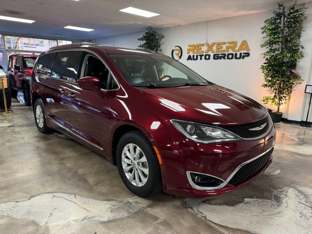 2019 Chrysler Pacifica Touring-L