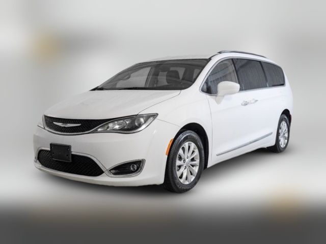 2019 Chrysler Pacifica Touring-L