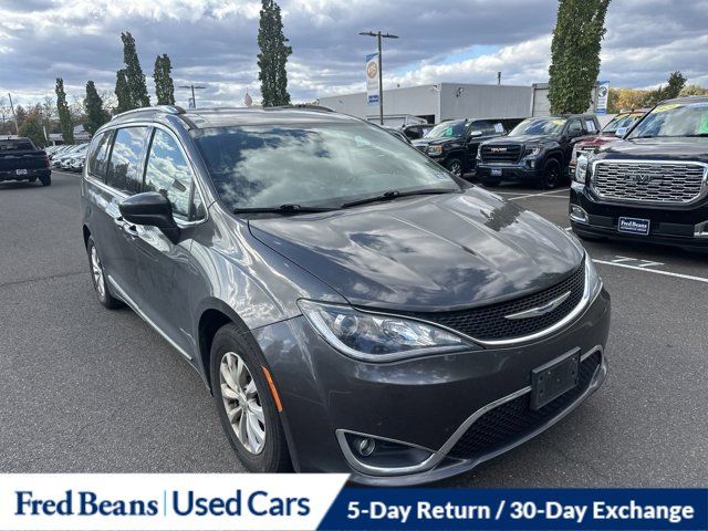 2019 Chrysler Pacifica Touring-L