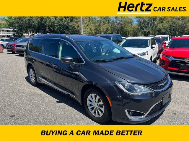 2019 Chrysler Pacifica Touring-L