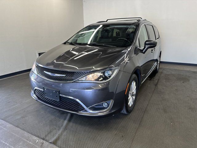 2019 Chrysler Pacifica Touring-L