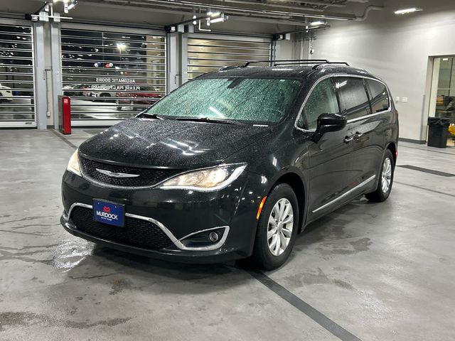 2019 Chrysler Pacifica Touring-L