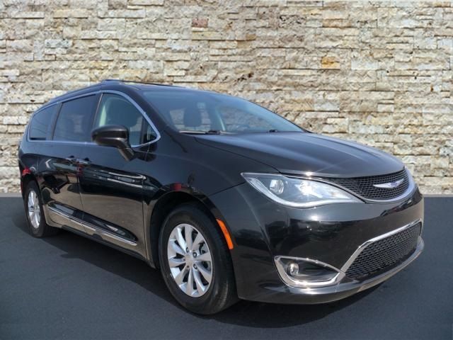 2019 Chrysler Pacifica Touring-L