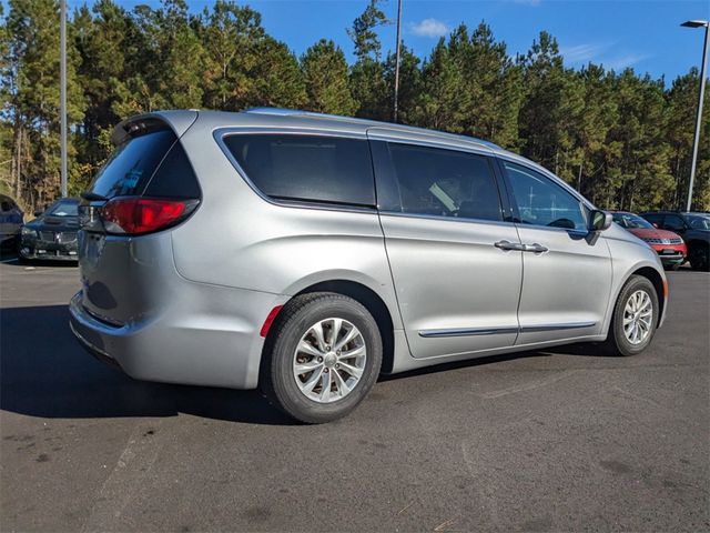 2019 Chrysler Pacifica Touring-L