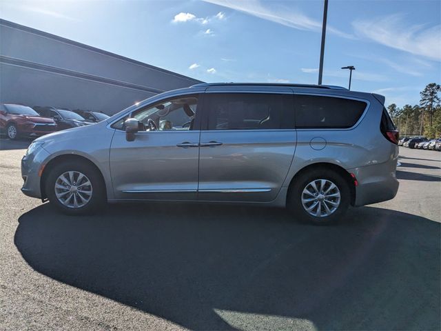 2019 Chrysler Pacifica Touring-L