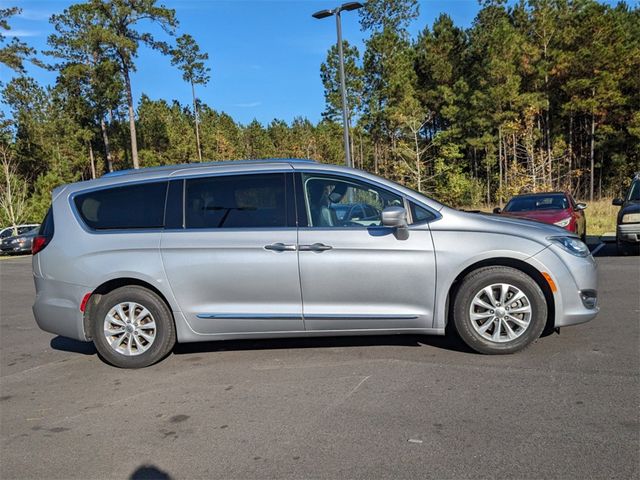 2019 Chrysler Pacifica Touring-L