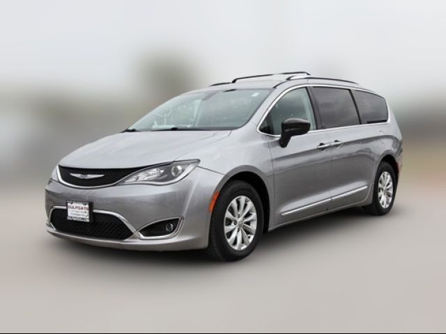 2019 Chrysler Pacifica Touring-L