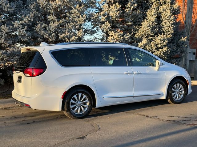 2019 Chrysler Pacifica Touring-L