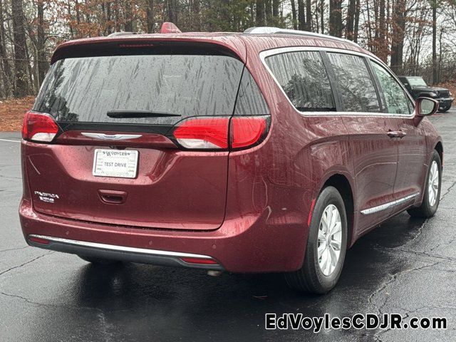 2019 Chrysler Pacifica Touring-L