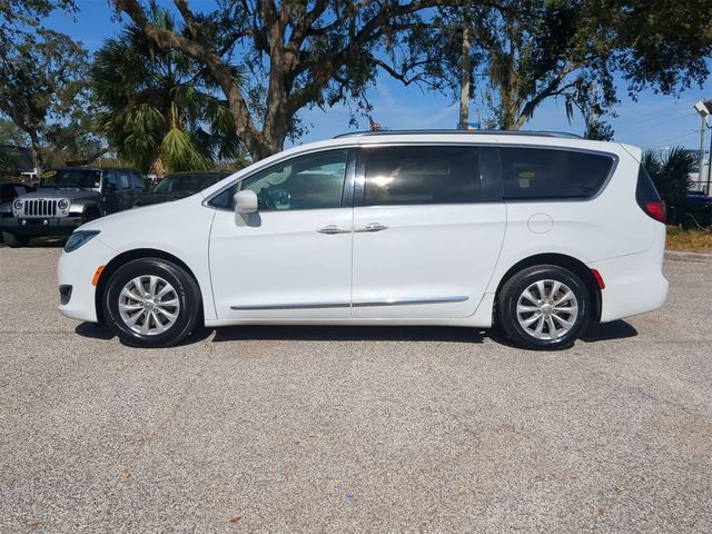 2019 Chrysler Pacifica Touring-L