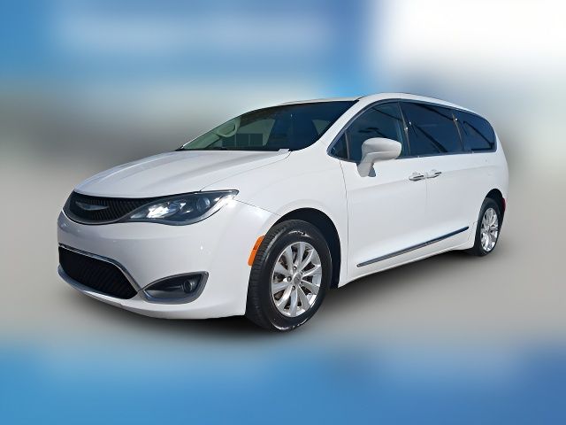 2019 Chrysler Pacifica Touring-L