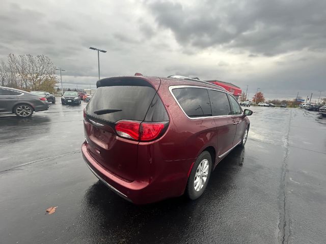 2019 Chrysler Pacifica Touring-L