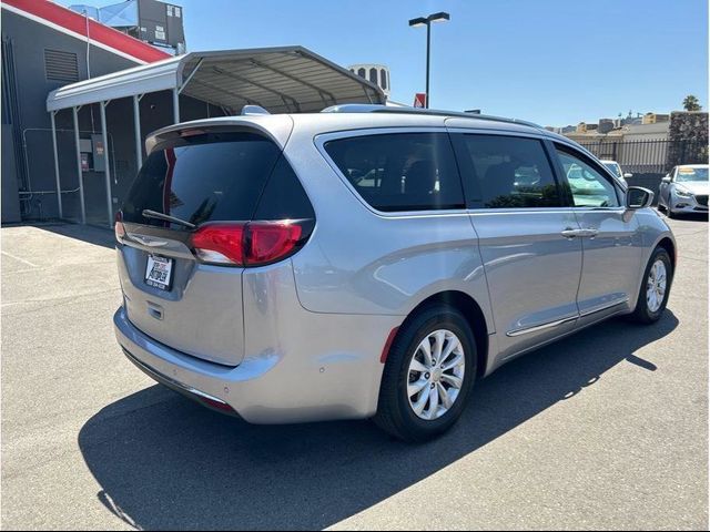 2019 Chrysler Pacifica Touring-L