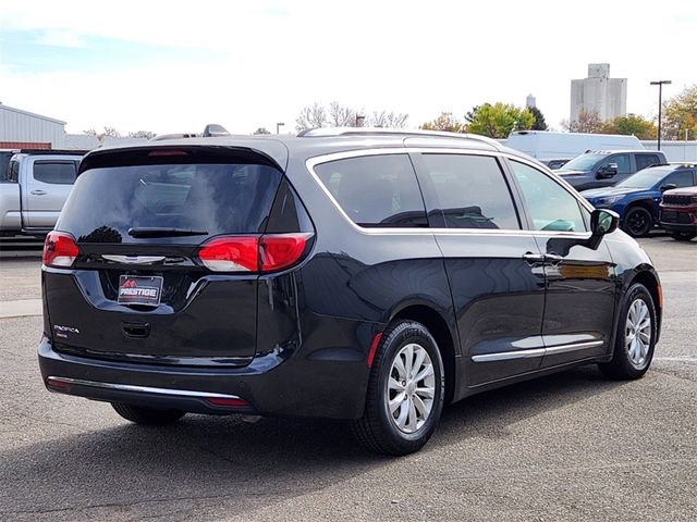 2019 Chrysler Pacifica Touring-L