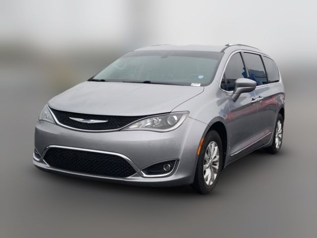 2019 Chrysler Pacifica Touring-L