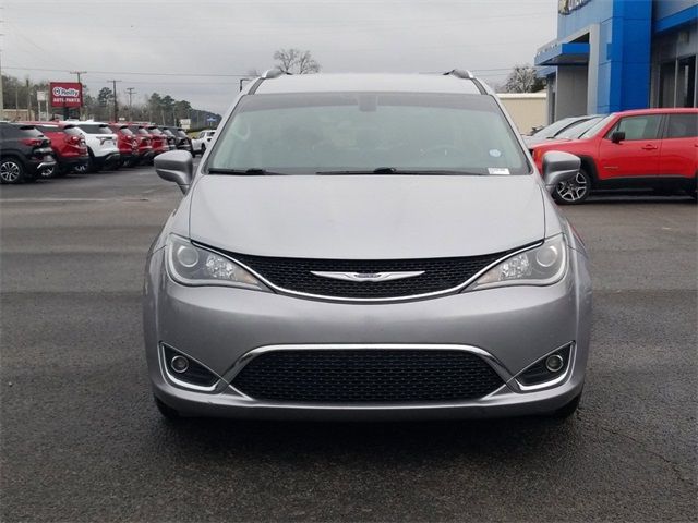 2019 Chrysler Pacifica Touring-L