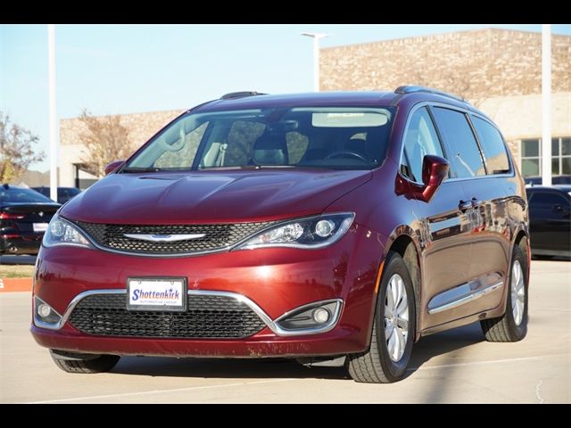 2019 Chrysler Pacifica Touring-L