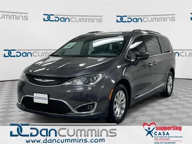 2019 Chrysler Pacifica Touring-L