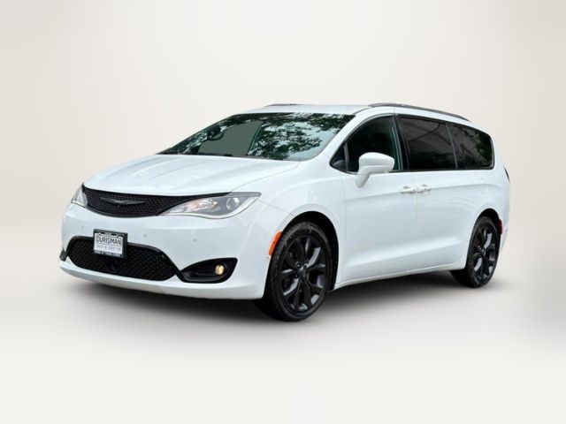 2019 Chrysler Pacifica Touring-L