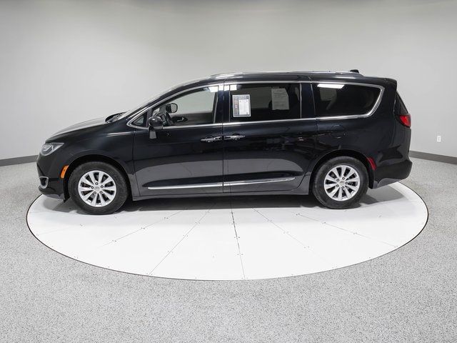 2019 Chrysler Pacifica Touring-L