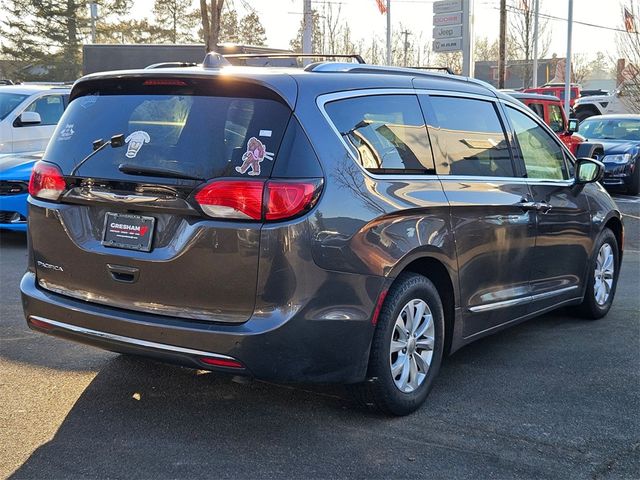 2019 Chrysler Pacifica Touring-L