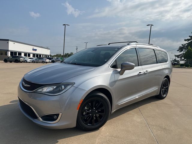 2019 Chrysler Pacifica Touring-L