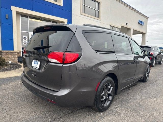 2019 Chrysler Pacifica Touring-L