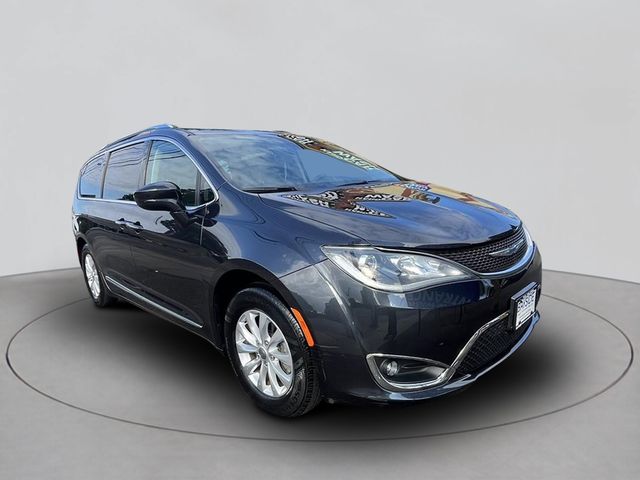 2019 Chrysler Pacifica Touring-L