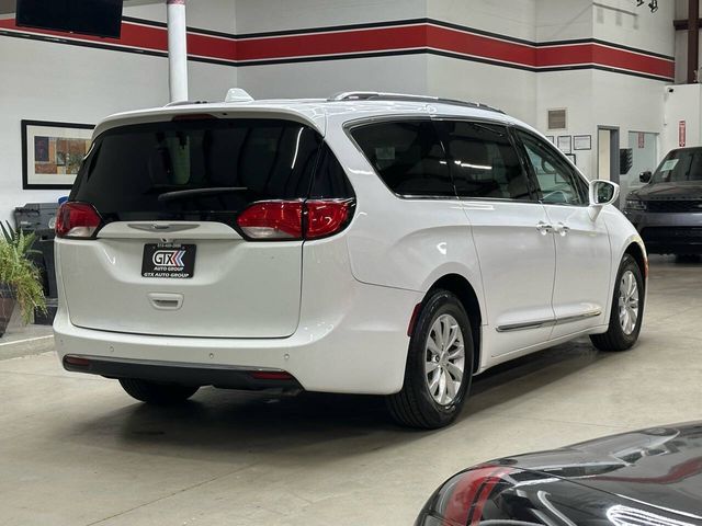 2019 Chrysler Pacifica Touring-L