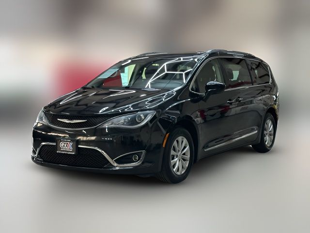 2019 Chrysler Pacifica Touring-L